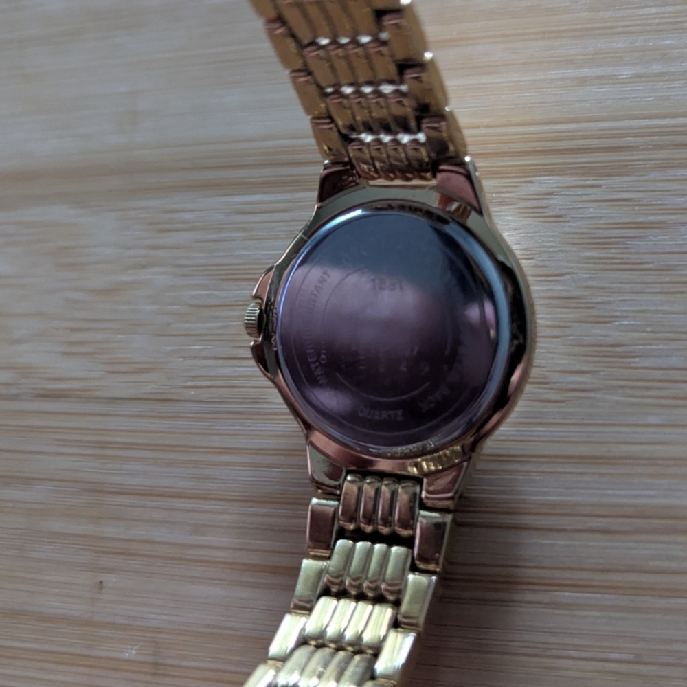Movado Diamond Watch Women's Gold Vintage $1995 - Picture 7 of 12